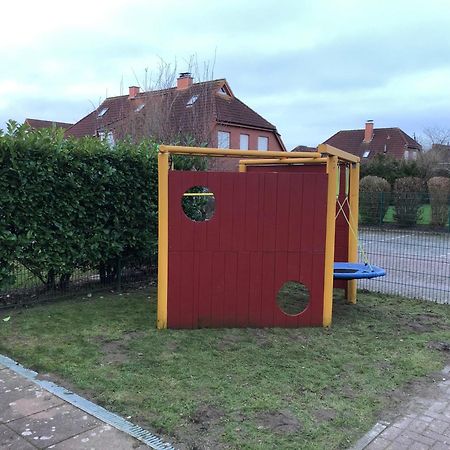 Ferienhaus Hooksiel Mit Sauna Und Kamin Schillig Bagian luar foto